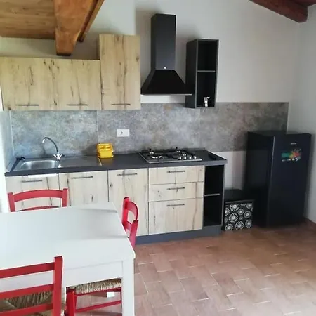 Casetta Leonardo Apartment *